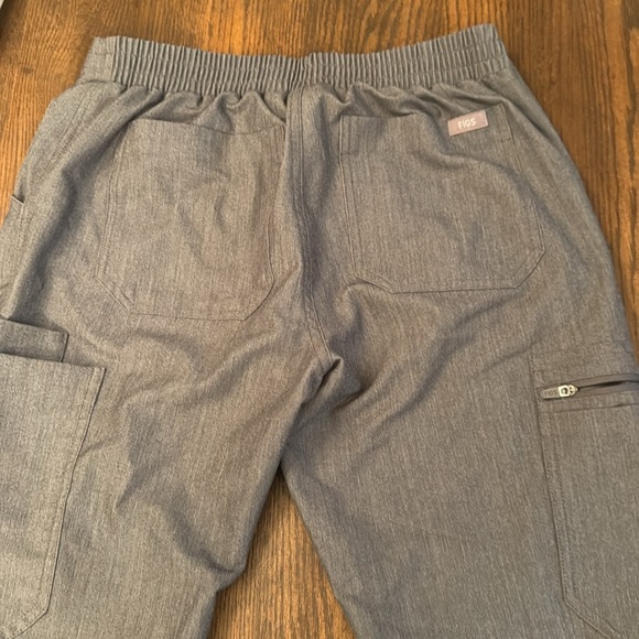 FIGS Technical Collection Medical Scrubs Pants. Size XS - Picture 5 of 7